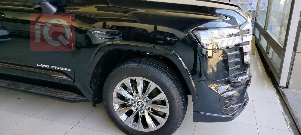 تويوتا لاندكروزر